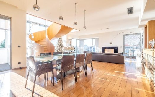 Luksuzna kuća u srcu Šalate s bazenom i panoramskim pogledom