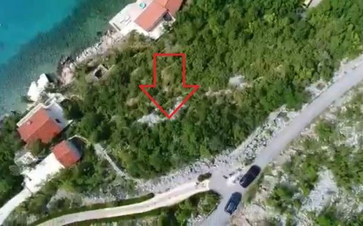 Građevinsko zemljište, Stinica 1152 m2, 1. red uz more