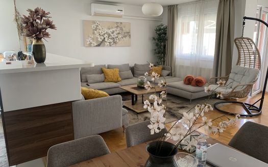 Prodaja, 4s stan, 105m2+garaža